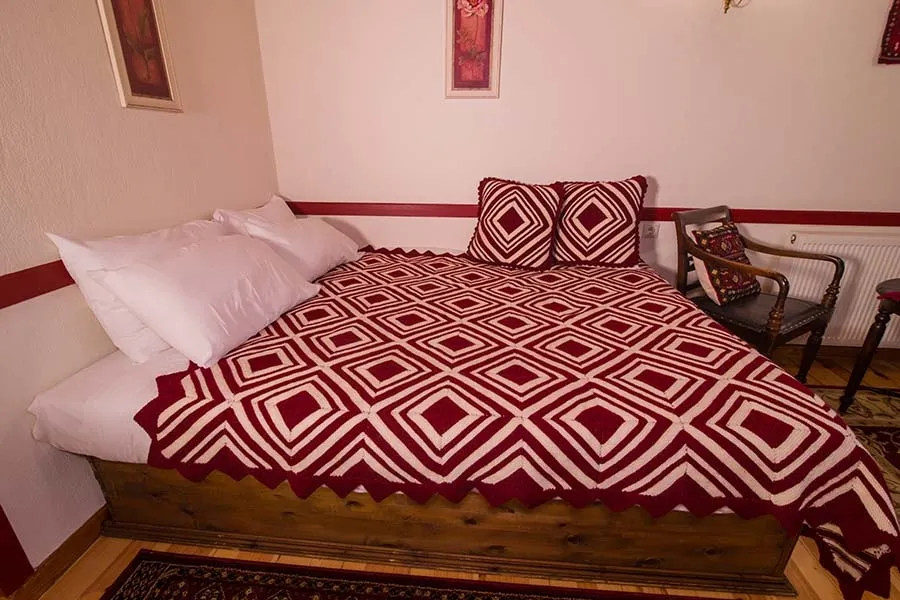 Traditional rooms with fireplace 2